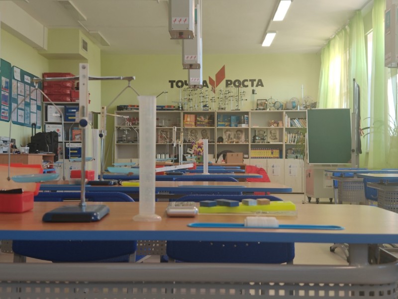 Изображения кабинета физики.